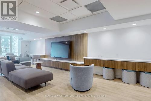 2001 - 71 Simcoe Street, Toronto, ON - Indoor