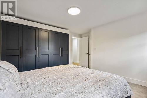 1430 Palmetto Drive, Oshawa, ON - Indoor Photo Showing Bedroom