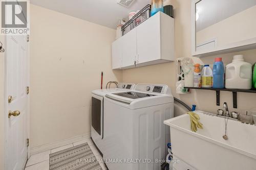 60 Cider Crescent, Richmond Hill, ON - Indoor Photo Showing Laundry Room