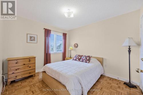 60 Cider Crescent, Richmond Hill, ON - Indoor Photo Showing Bedroom