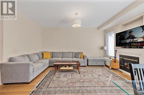 60 Cider Crescent, Richmond Hill, ON - Indoor Photo Showing Living Room With Fireplace