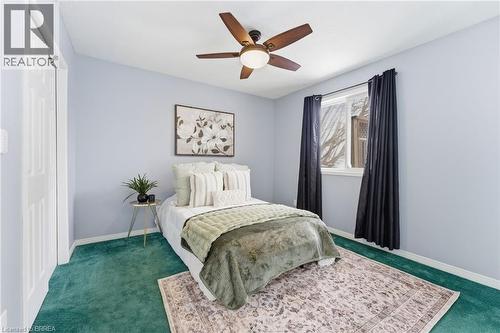 126 Aspen Street, Paris, ON - Indoor Photo Showing Bedroom