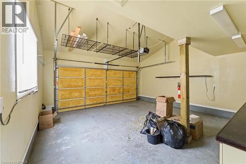 126 Aspen Street, Paris, ON - Indoor Photo Showing Garage