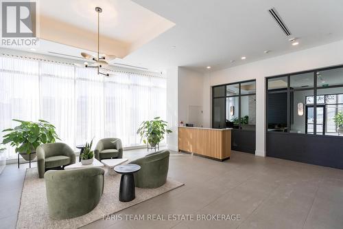 611 - 31 Huron Street, Collingwood, ON - Indoor