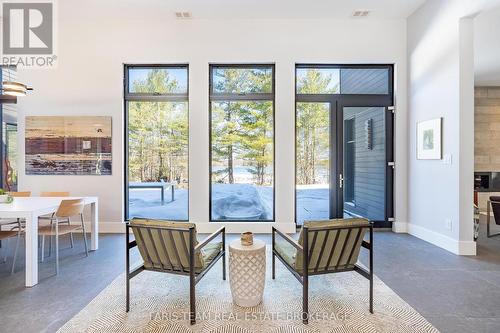 3870 Darling Island Road, Severn, ON - Indoor Photo Showing Other Room