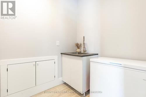 3870 Darling Island Road, Severn, ON - Indoor