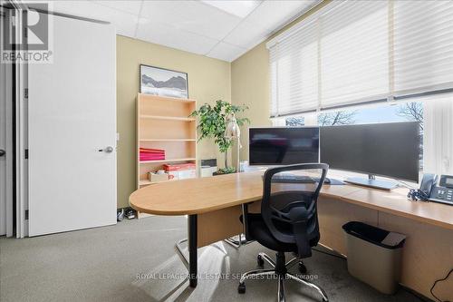 200 - 414 North Service Road E, Oakville, ON 