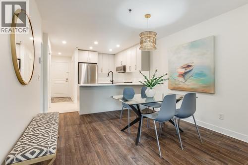 1099 Sunset Drive Unit# 123, Kelowna, BC - Indoor Photo Showing Other Room