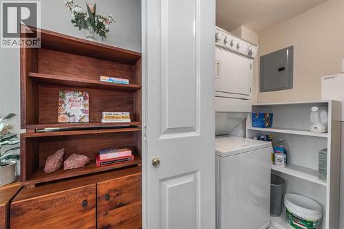 1109, 804 3 Avenue Sw, Calgary, AB - Indoor Photo Showing Laundry Room