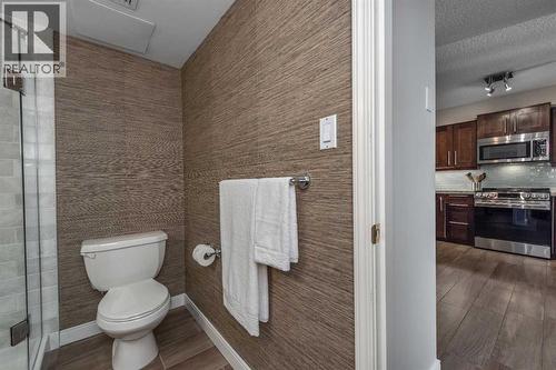 1109, 804 3 Avenue Sw, Calgary, AB - Indoor Photo Showing Bathroom