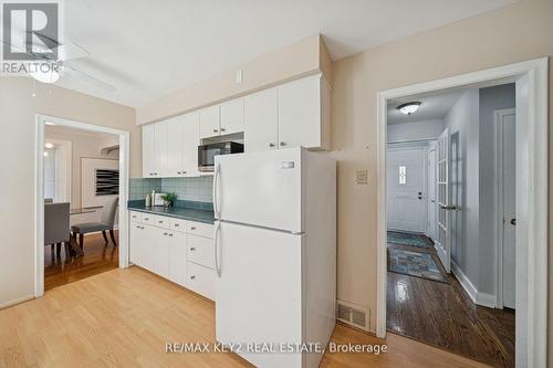 172 Allanford Road, Toronto, ON - Indoor Photo Showing Kitchen