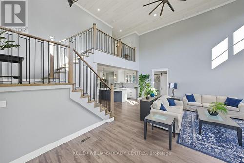 11601 Concession 3 Road, Uxbridge, ON - Indoor