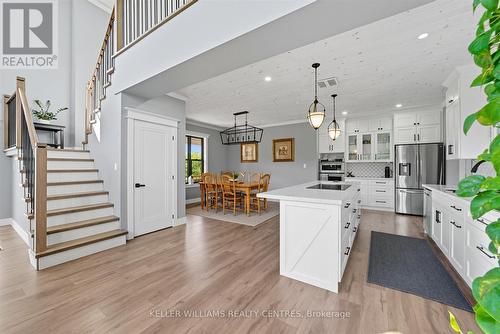11601 Concession 3 Road, Uxbridge, ON - Indoor Photo Showing Kitchen