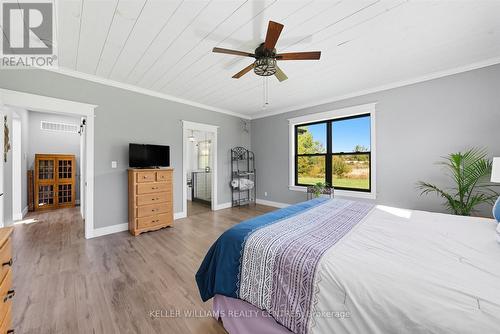 11601 Concession 3 Road, Uxbridge, ON - Indoor Photo Showing Bedroom