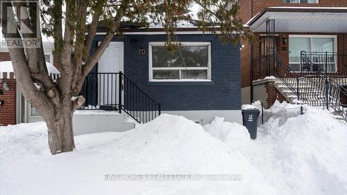 70 DUNRAVEN DRIVE  Toronto, ON M6M 1H2