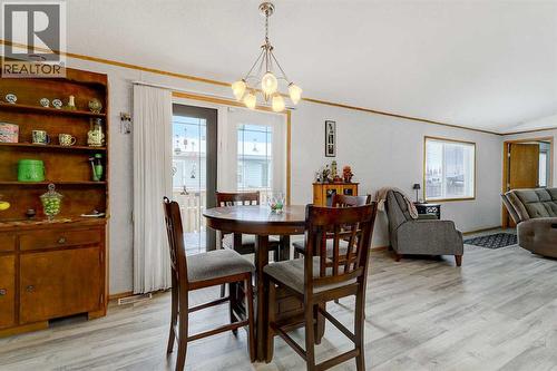 10914 96 Street, Clairmont, AB - Indoor Photo Showing Dining Room