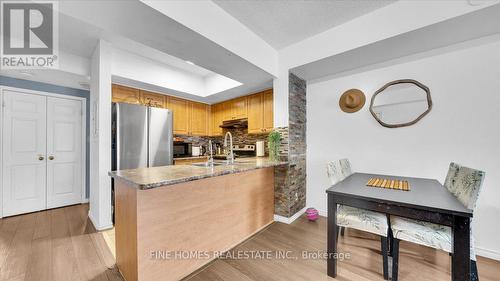 2072 - 3041 Finch Avenue W, Toronto, ON - Indoor Photo Showing Kitchen With Double Sink