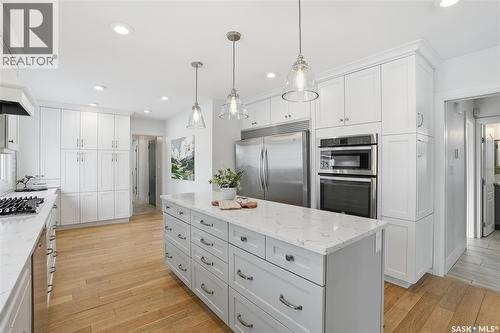 315 Isabella Street E, Saskatoon, SK - Indoor Photo Showing Kitchen With Upgraded Kitchen