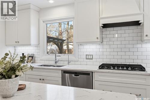 315 Isabella Street E, Saskatoon, SK - Indoor Photo Showing Kitchen With Double Sink