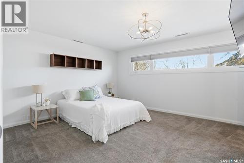 315 Isabella Street E, Saskatoon, SK - Indoor Photo Showing Bedroom