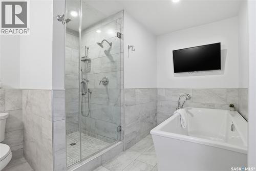 315 Isabella Street E, Saskatoon, SK - Indoor Photo Showing Bathroom