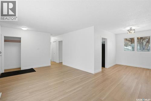 1910 Ewart Avenue, Saskatoon, SK - Indoor Photo Showing Other Room