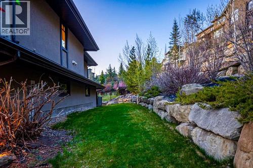 16 Spring Valley Way Sw, Calgary, AB - Outdoor