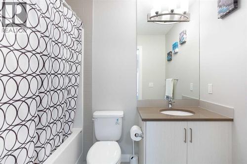 46 Evanston Hill Nw, Calgary, AB - Indoor Photo Showing Bathroom