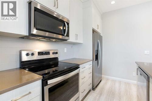 46 Evanston Hill Nw, Calgary, AB - Indoor Photo Showing Kitchen