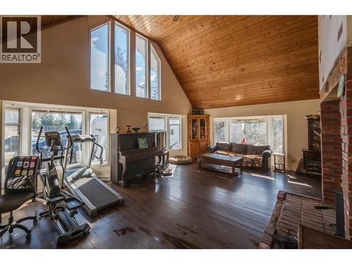 22797 Garnet Valley Road, Summerland, BC - Indoor Photo Showing Gym Room