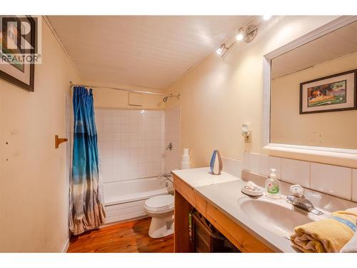 Common Bathroom. - 22797 Garnet Valley Road, Summerland, BC - Indoor Photo Showing Bathroom