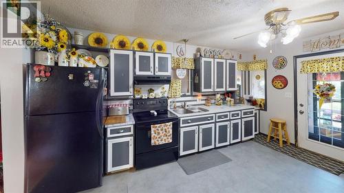 219 181043 Hwy 550 Drive, Rural Newell, County Of, AB - Indoor