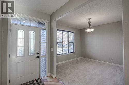 40 Prestwick Manor Se, Calgary, AB - Indoor Photo Showing Other Room