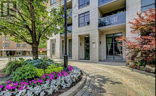 705 - 880 Grandview Way, Toronto, ON - Outdoor