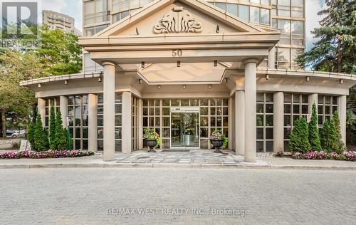 1510 - 50 Eglinton Avenue W, Mississauga, ON - Outdoor