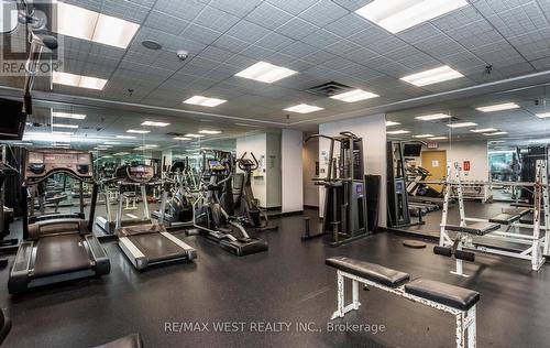 1510 - 50 Eglinton Avenue W, Mississauga, ON - Indoor Photo Showing Gym Room
