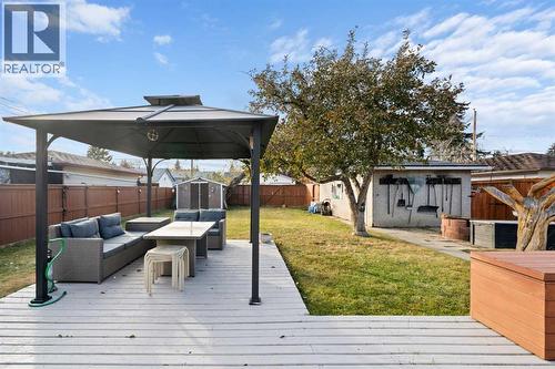 2219 40 Street Se, Calgary, AB - Outdoor With Deck Patio Veranda