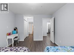 Large Primary Suite with lots of storage and separate ensuite - 