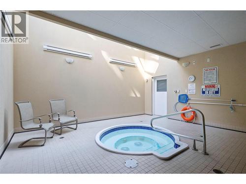 indoor hot tub - 1966 Durnin Road Unit# 105, Kelowna, BC - Indoor Photo Showing Other Room