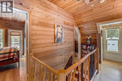 4453 Passmore Upper Road, Passmore, BC - Indoor Photo Showing Other Room