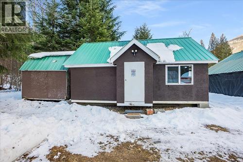 4453 Passmore Upper Road, Passmore, BC - Outdoor