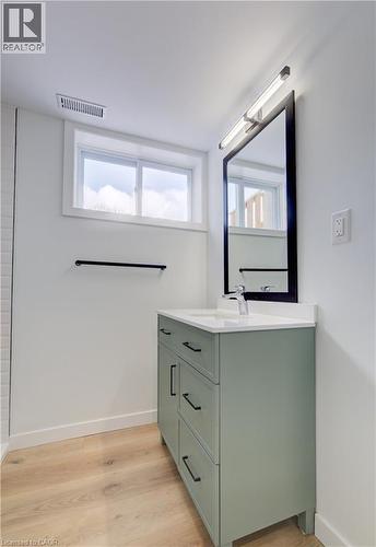 24 Alderney Avenue, Hamilton, ON - Indoor Photo Showing Other Room