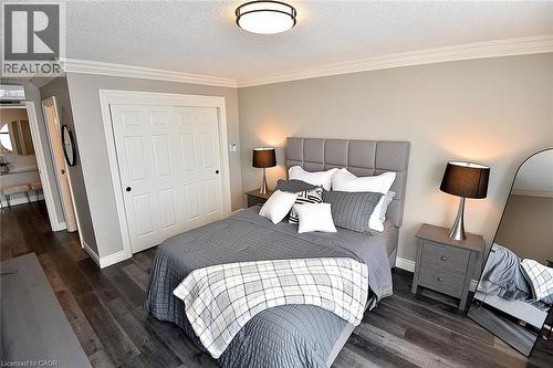75 Queen Street N Unit# 1707, Hamilton, ON - Indoor Photo Showing Bedroom