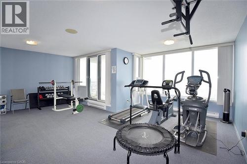 75 Queen Street N Unit# 1707, Hamilton, ON - Indoor Photo Showing Gym Room