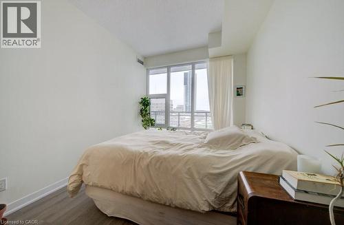 85 Duke Street W Unit# 1007, Kitchener, ON - Indoor Photo Showing Bedroom
