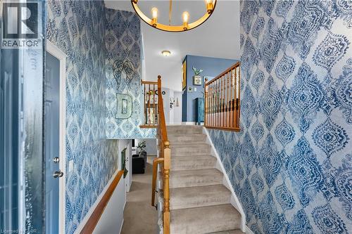 8 Lindan Street, Smithville, ON - Indoor Photo Showing Other Room