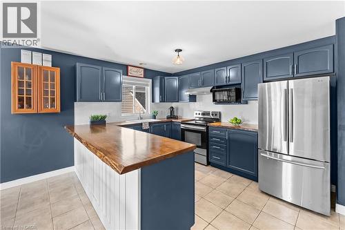 8 Lindan Street, Smithville, ON - Indoor Photo Showing Kitchen
