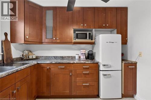 285 Bold Street Unit# 11, Hamilton, ON - Indoor Photo Showing Kitchen