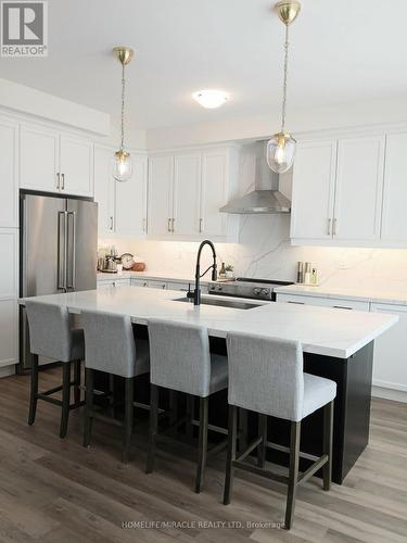 919 Ash Gate, Milton, ON - Indoor Photo Showing Other Room