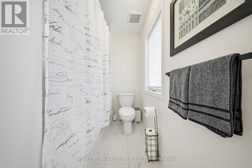 919 Ash Gate, Milton, ON - Indoor Photo Showing Bathroom